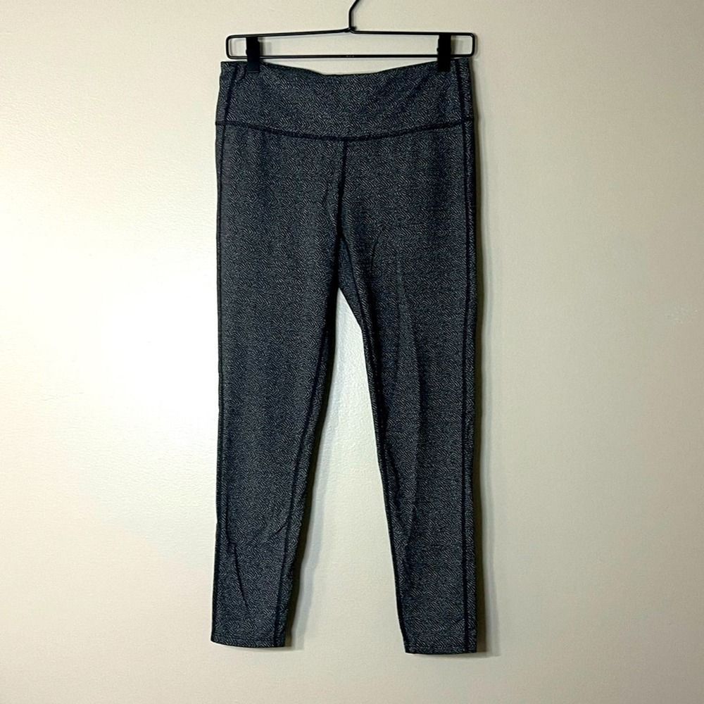 Athleta gray patterned crop cropped athletic leggings women's M
